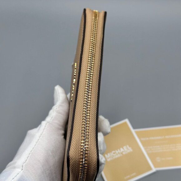 Michael Kors Jet Set Camel Pebbled Large Flat Multifunction Phone Case *READ* - Picture 3 of 15